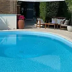 Lägenhet Casa Milena Elegante Dimora Con Piscina E Parcheggio Privati *