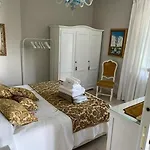 Casa Milena Elegante Dimora Con Piscina E Parcheggio Privati *
