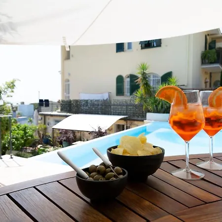 Casa Milena Elegante Dimora Con Piscina E Parcheggio Privati Διαμέρισμα