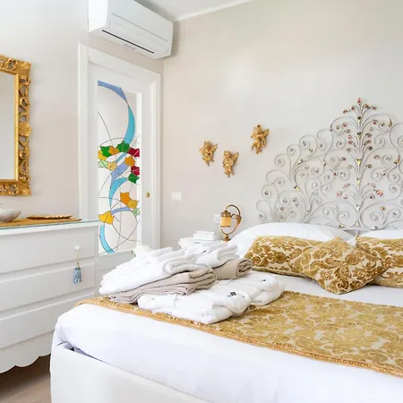 Апартаменты Casa Milena Elegante Dimora Con Piscina E Parcheggio Privati Альбиссола-Марина