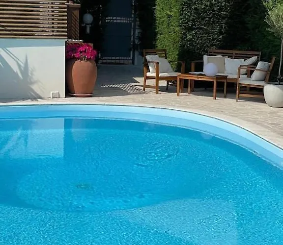 Lejlighed Casa Milena Elegante Dimora Con Piscina E Parcheggio Privati *