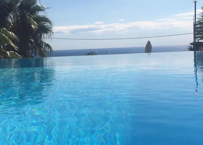 Casa Milena Elegante Dimora Con Piscina E Parcheggio Privati * Albissola Marina