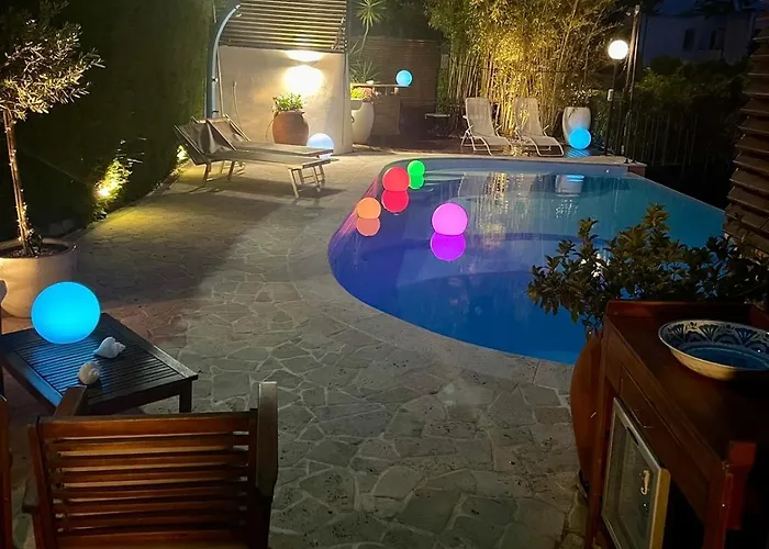 Casa Milena Elegante Dimora Con Piscina E Parcheggio Privati * Albissola Marina