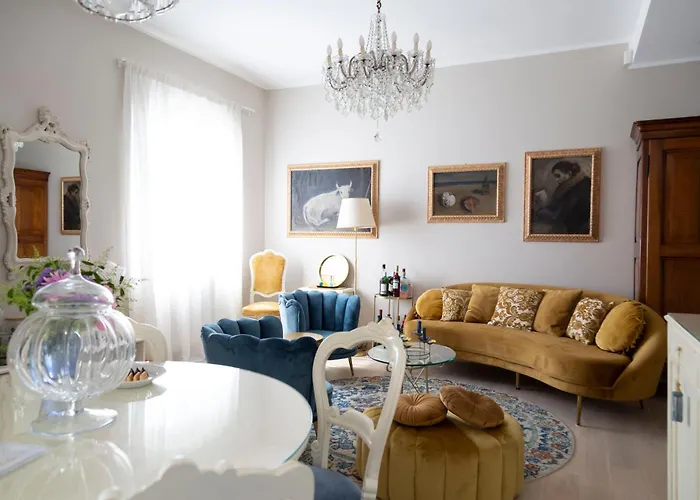 Lejlighed Casa Milena Elegante Dimora Con Piscina E Parcheggio Privati Albissola Marina
