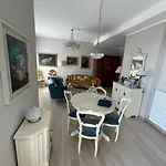 Casa Milena Elegante Dimora Con Piscina E Parcheggio Privati アパート