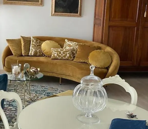 Casa Milena Elegante Dimora Con Piscina E Parcheggio Privati Διαμέρισμα *