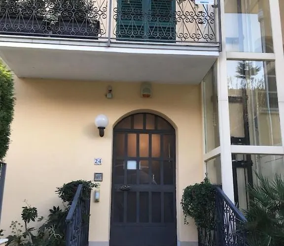 Casa Milena Elegante Dimora Con Piscina E Parcheggio Privati Διαμέρισμα